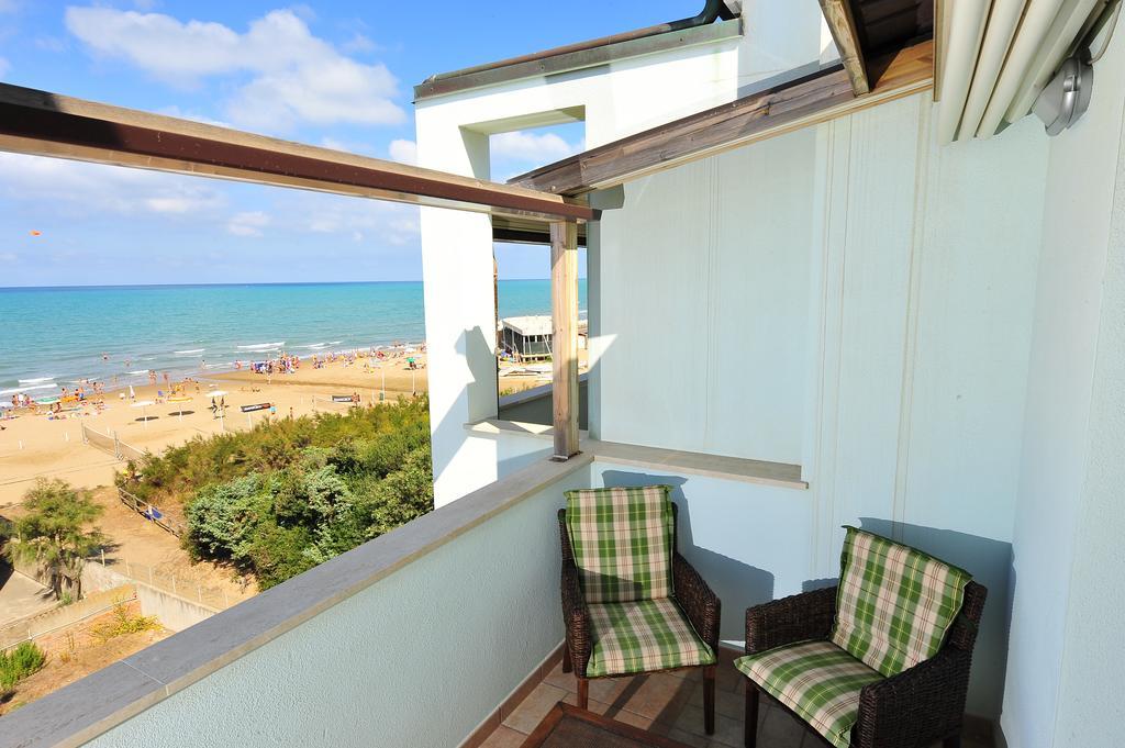 Hotel Aurora San Vincenzo Exterior foto